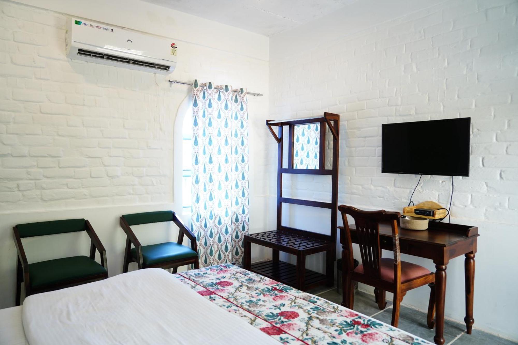 Hotel Heli Pushkar Esterno foto