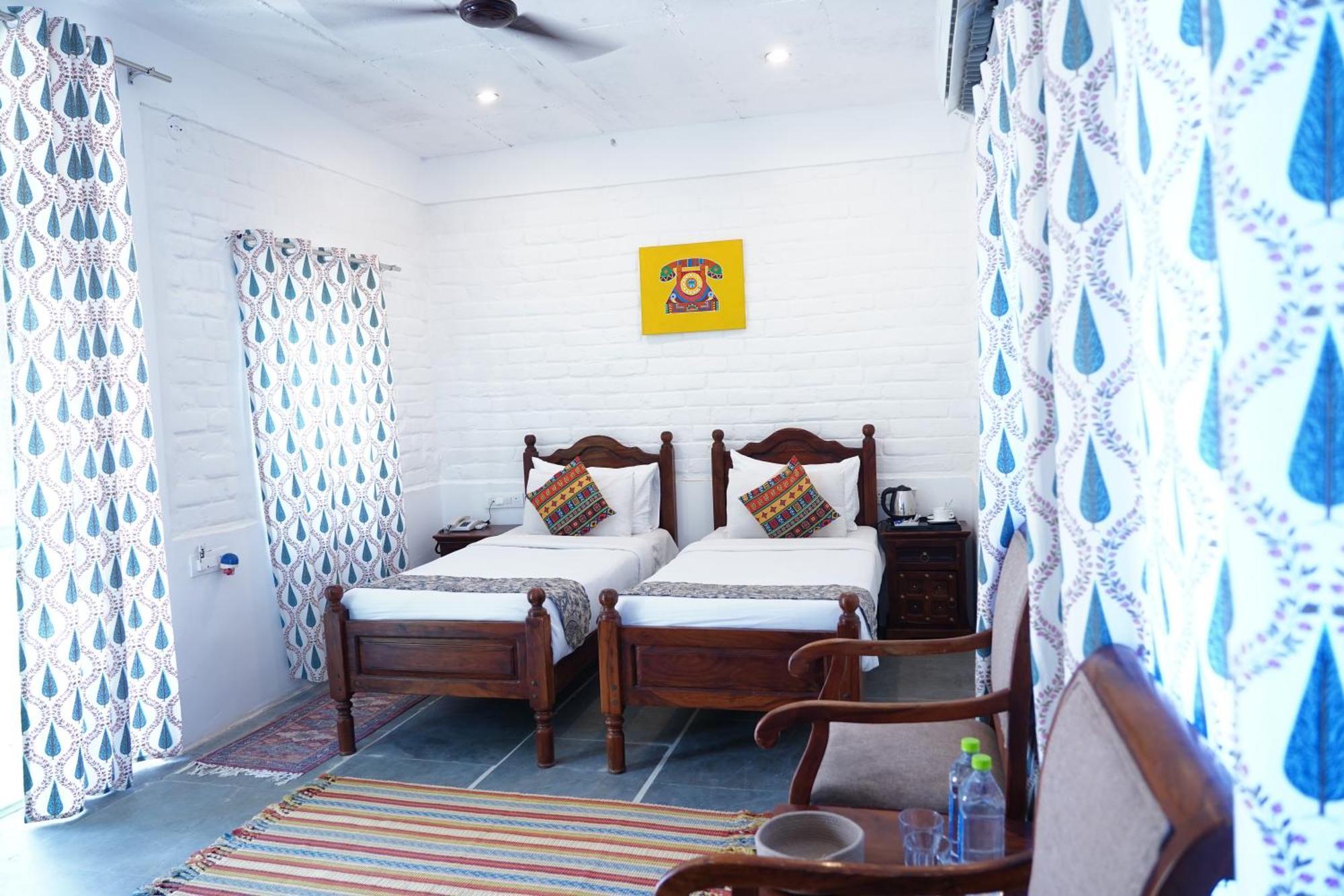 Hotel Heli Pushkar Esterno foto