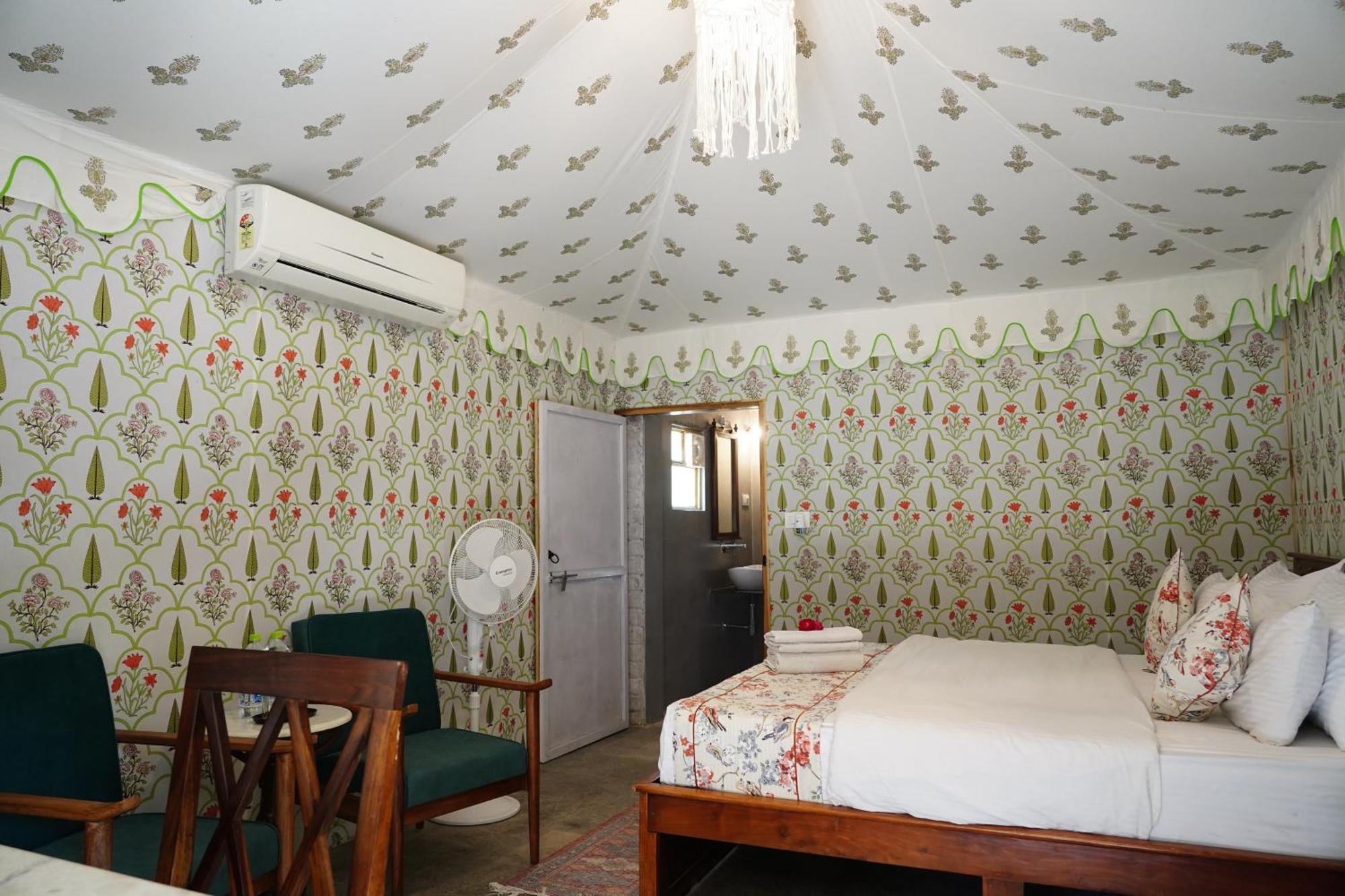 Hotel Heli Pushkar Esterno foto