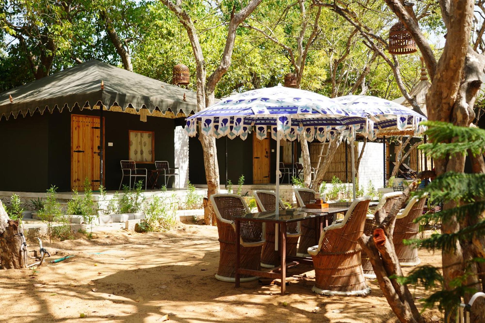 Hotel Heli Pushkar Esterno foto