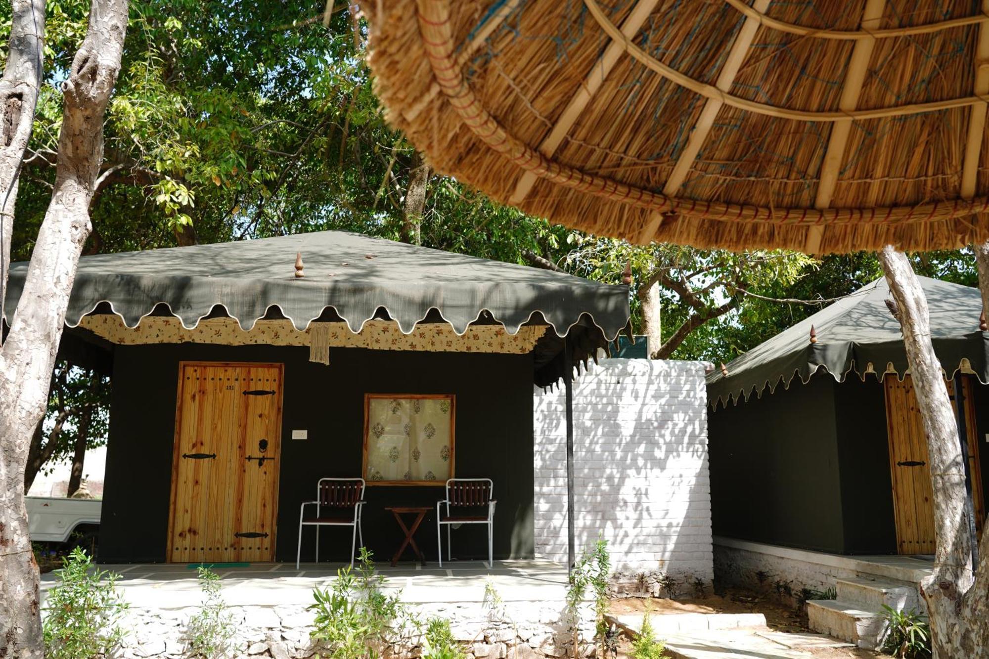 Hotel Heli Pushkar Esterno foto